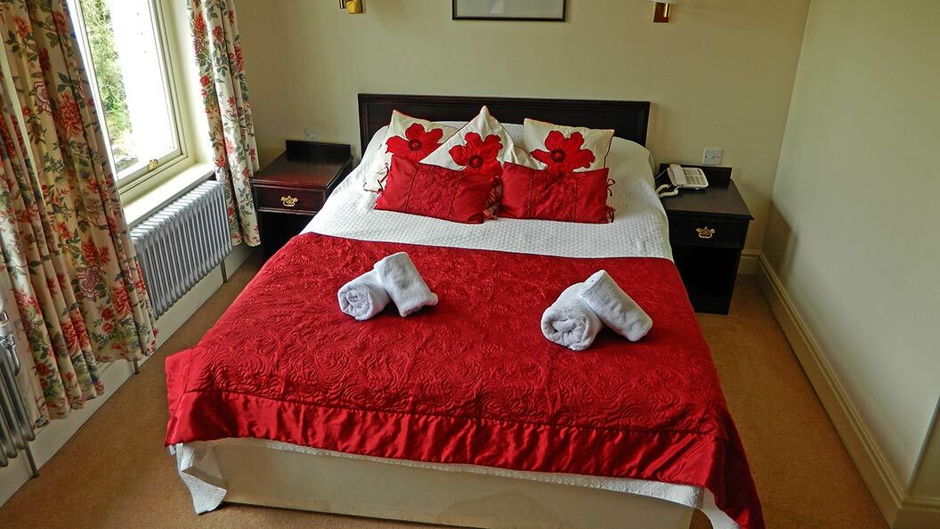 The Royal Hotel Llangollen Bagian luar foto